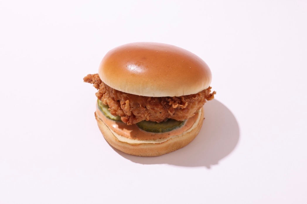 Summit Chicken Classic Sandwich